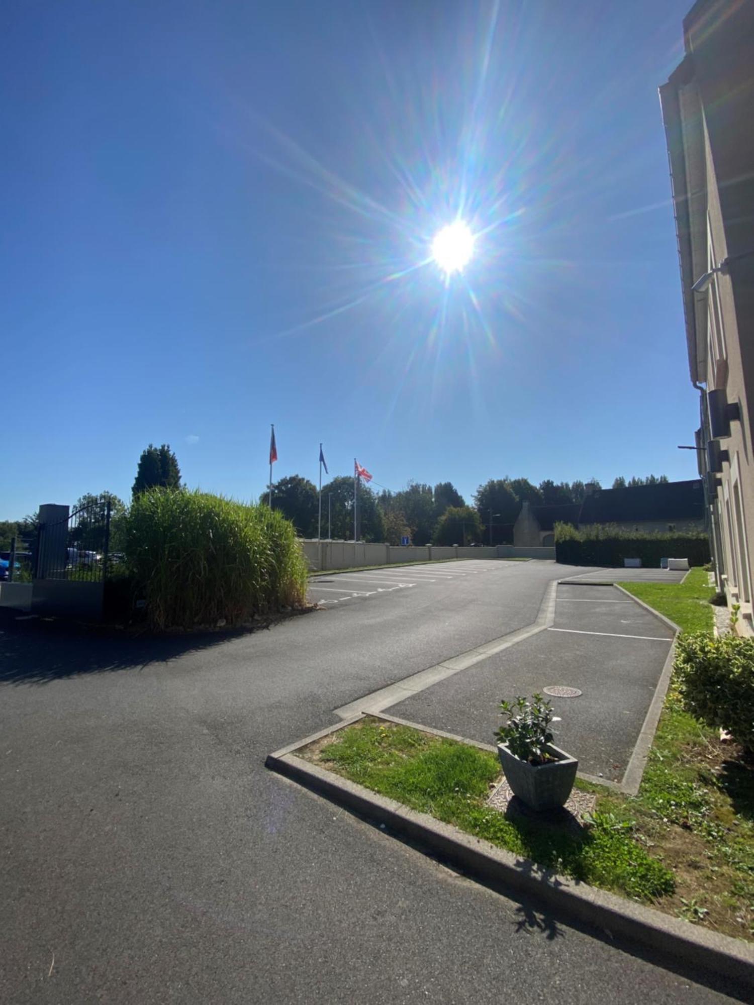 Western La Mare O Poissons Ouistreham